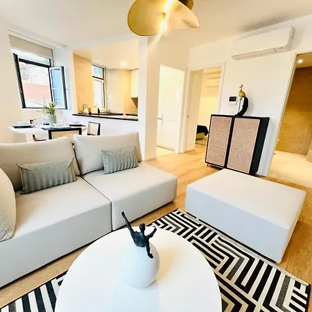 Pink House Ii Beautiful 2 Bedroom Flat In City Center Apartment Lisbon