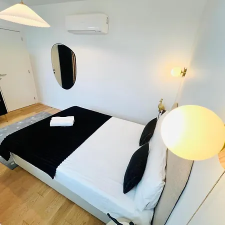 Pink House Ii Beautiful 2 Bedroom Flat In City Center *