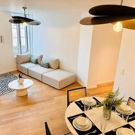 Pink House Ii Beautiful 2 Bedroom Flat In City Center * Lisbon
