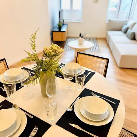 Διαμέρισμα Pink House Ii Beautiful 2 Bedroom Flat In City Center *