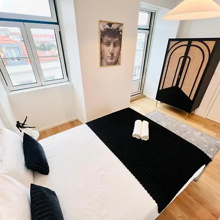 Pink House Ii Beautiful 2 Bedroom Flat In City Center