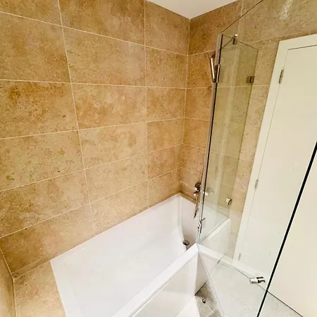 Pink House Ii Beautiful 2 Bedroom Flat In City Center Apartment Lisbon