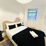 Pink House Ii Beautiful 2 Bedroom Flat In City Center *