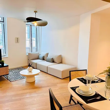 Pink House Ii Beautiful 2 Bedroom Flat In City Center Lejlighed *