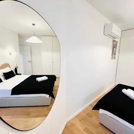 Pink House Ii Beautiful 2 Bedroom Flat In City Center Lejlighed Lisboa