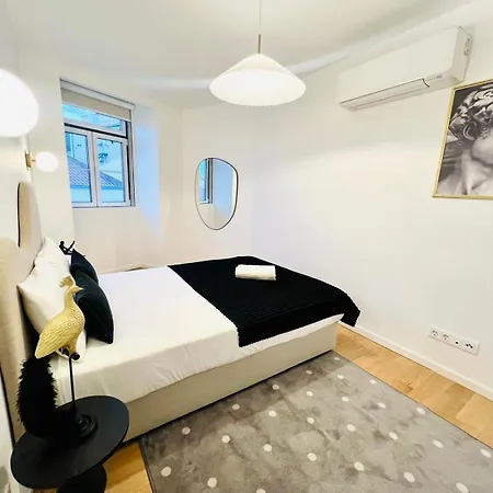Lejlighed Pink House Ii Beautiful 2 Bedroom Flat In City Center