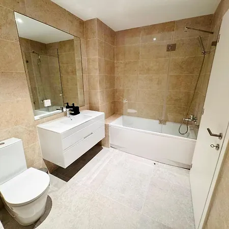Lejlighed Pink House Ii Beautiful 2 Bedroom Flat In City Center *