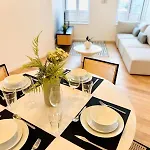Daire Pink House Ii Beautiful 2 Bedroom Flat In City Center *