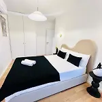 Daire Pink House Ii Beautiful 2 Bedroom Flat In City Center *