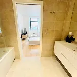 Pink House Ii Beautiful 2 Bedroom Flat In City Center Daire