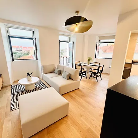 Apartamento Pink House Ii Beautiful 2 Bedroom Flat In City Center Lisboa